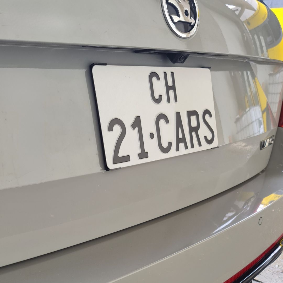 Klick Wechselschild Nummernschild Kennzeichenhalter | Hochformat - 21CARS - 21 - 1 - 003 - 0745110432890