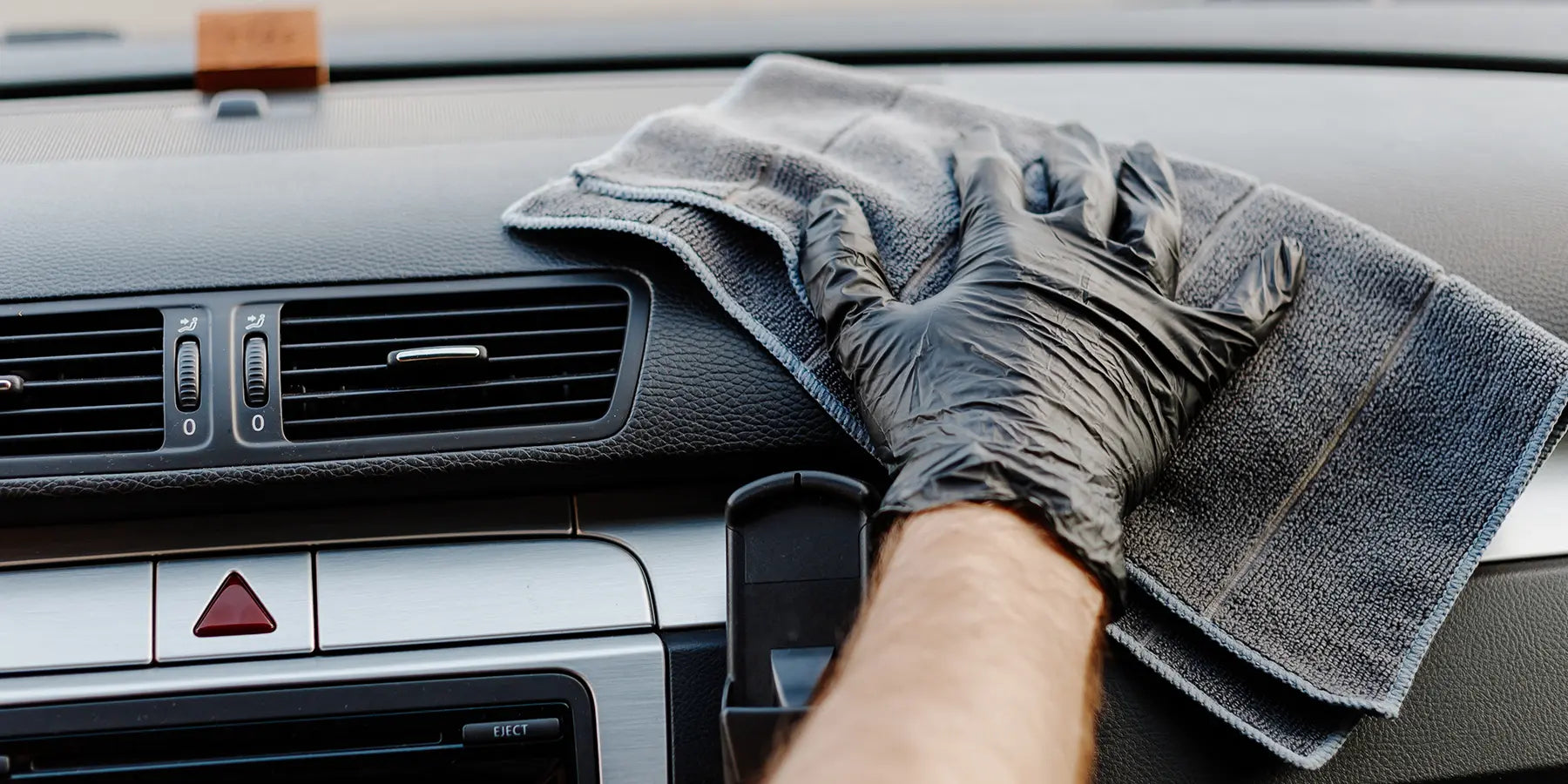 cockpit auto reinigen