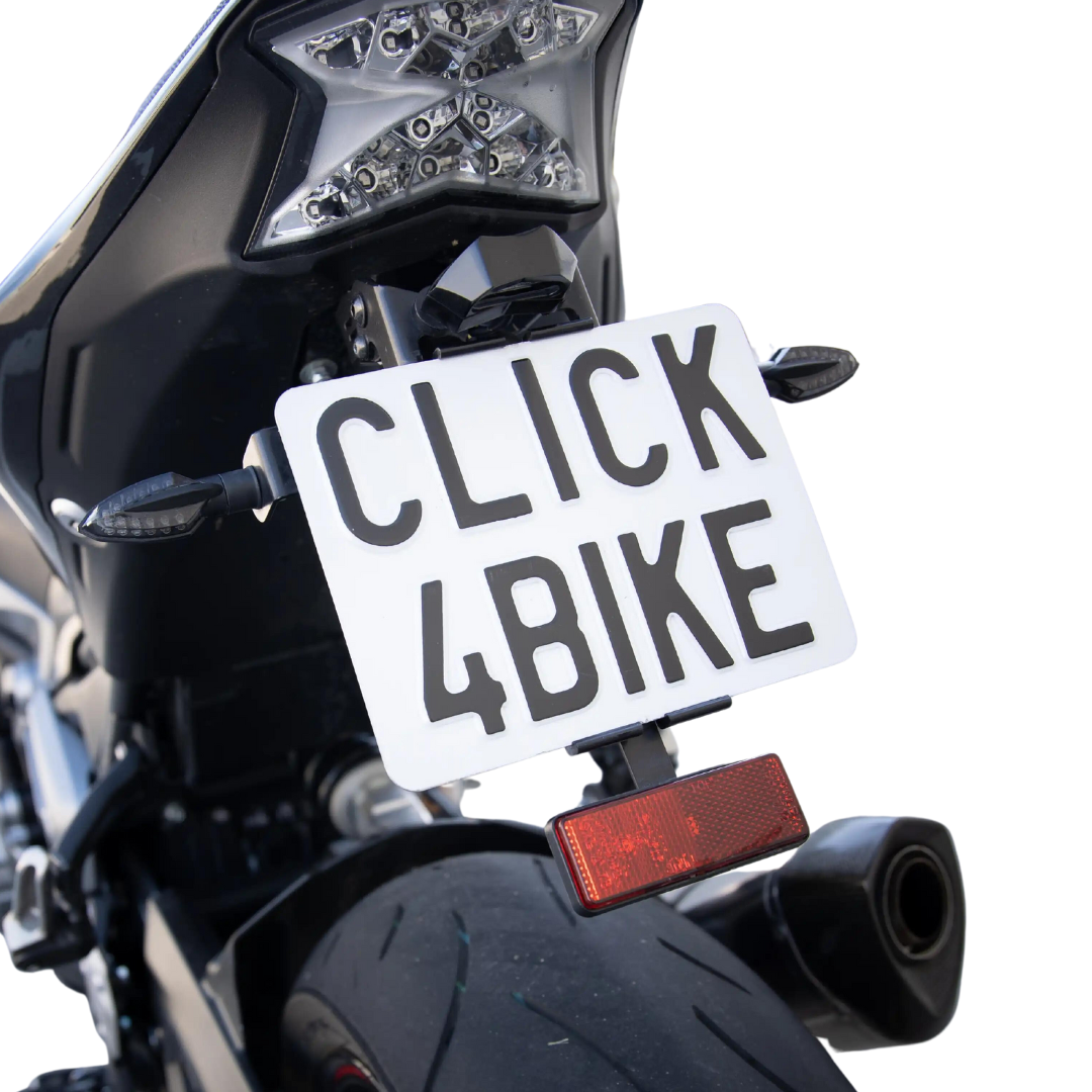 OptimumParts24 Kennzeichenhalter Rahmenlos für Motorrad aus Klett 180x200mm  : : Auto & Motorrad